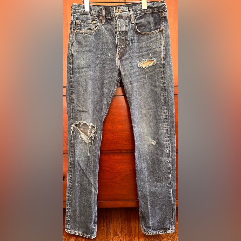 Men’s Rag & Bone Vintage Distressed button-fly cotton blue jeans